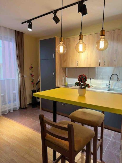 Ora-Prn,Peaceful Central Apartment Pristina Exterior photo