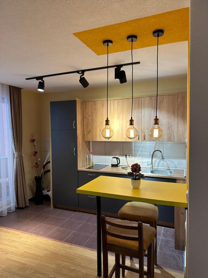 Ora-Prn,Peaceful Central Apartment Pristina Exterior photo